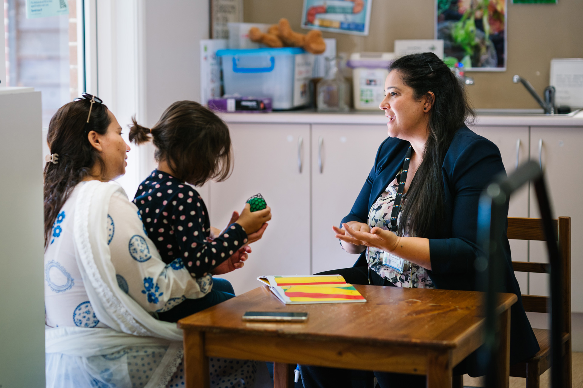 Is this typical? What concerns a speech pathologist? 24 https://www.ku.com.au/wp-content/uploads/2024/10/KU-Starting-Points-Macarthur-2024-14-optimised.jpg