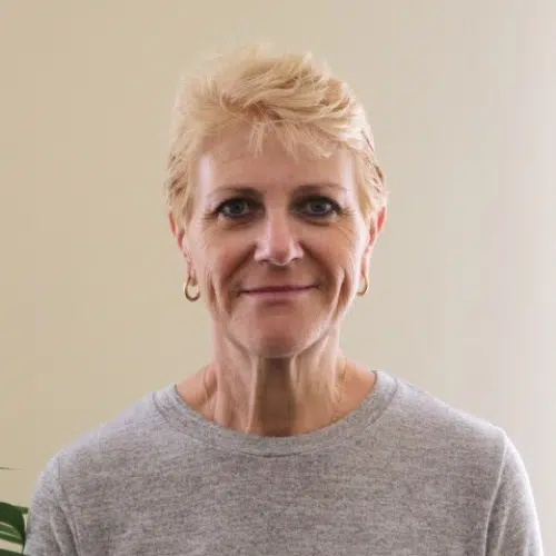 Talking About Community Relationships Online Symposium 52 Jackie Staudinger