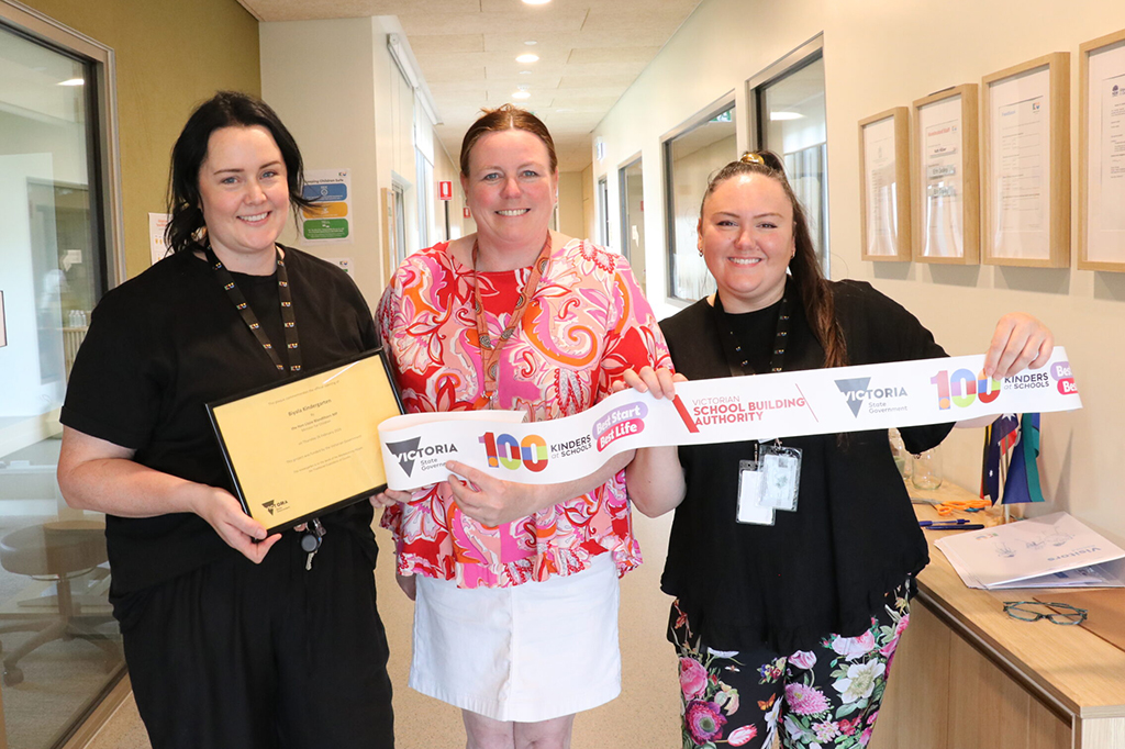 KU celebrates opening of two new Armstrong Creek early learning services 8 KU Children’s Services Nominated Supervisor, Erin Sealey (Biyala Kindergarten), Sarah Kapoulitsas, Education and Quality Manager, Kath Hillier and Business Operations Administrative Assistant (VIC).