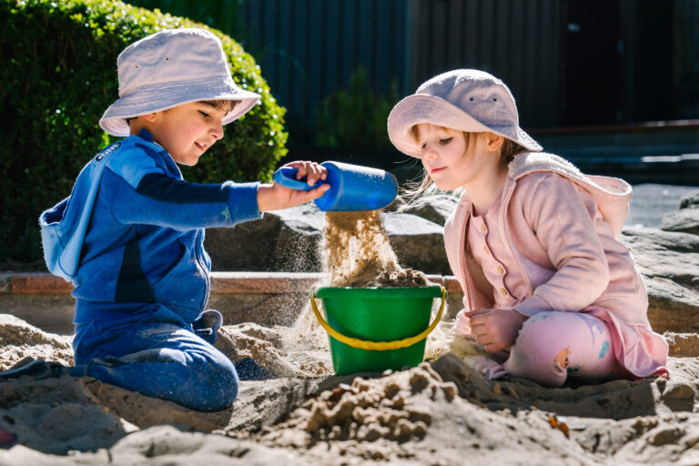 Learning and Development Articles 25 KU Greenwich 2023 49 nologos op